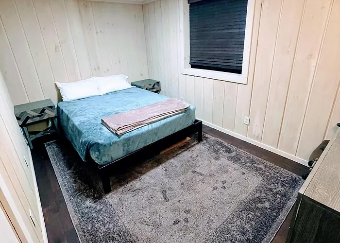2Bd 1Ba - Mount Snow Vt - Ski-Back Trail - Shuttle